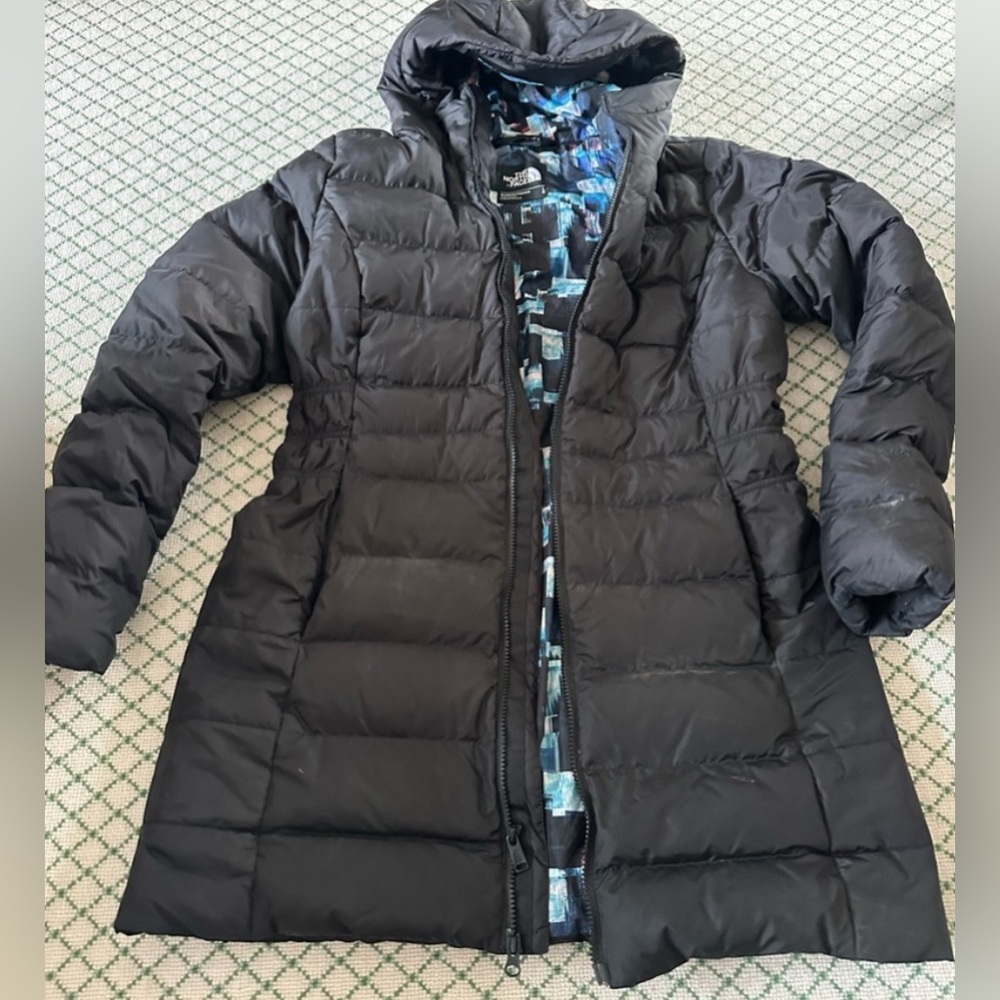 Black long north face zip puffer coat -large women’s